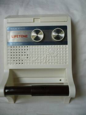 53-3538 Lifetone Bathroom Rest Room Radio Toilet Tissue Dispenser Holder Vintage