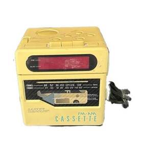 Cr201 Lloyds 12345 Vintage Am/fm Clock Radio Cassette Player