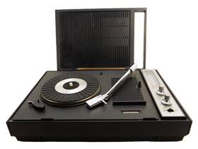 9f25l-39a Lloyds Portable Am Radio And Phonograph Ac Or Batteries With Needle Vintage Works