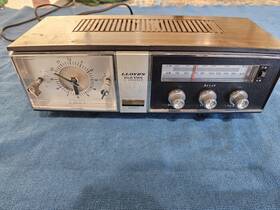 9j42g-37b Lloyds 9j42g-37 Vintage Solid State 2 Speaker Clock/radio Model Alarm Clock