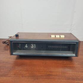 Ij6ig-o7a Lloyds Solid State Am-fm Radio Alarm Clock Model Vintage Tested Works