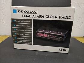 J215w Lloyds Dual Alarm Red Led Am/fm Clock Radio Snooze Electronics 1970