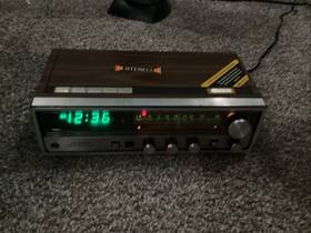 J257 Lloyds Vintage Am Fm Stereo Radio Alarm Clock Simulated Wood Grain Model