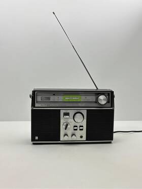 N736 Lloyds Electronics Fm Stereo Am Receiver Model Boombox Ghettoblaster