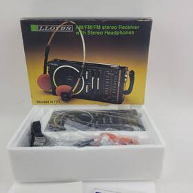Lloyds N777 Am/fm Fm Stereo Receiver With Orange Headphones N777. New Vintage