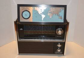 Longines 8713 Vintage Symphonette International Pathfinder 8000 Multiband Radio Works