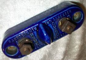 1925 M.m. Fleron & Son 7191 Antique And Blue Home Guard Radio Lightning Arrester Usa