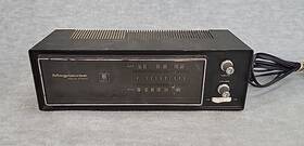 1r1720 Magnavox Solid State Am/fm Radio Black Model Non Working For Parts