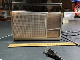 341h Magnavox Vintage 299 Am/fm Radio Works