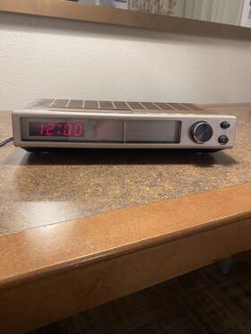 90as898 Magnavox 90as598 90as898/44 Vintage Radio Alarm Clock Wood Grain Retro 70s/80 S Tested