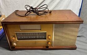 Fm-16 Magnavox Mcm Vintage R197 85 Tube Am/fm Radio 1950s Works See Video