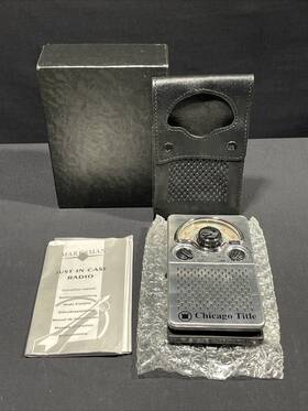 542.480-m1 Mark Sman Vintage Just In Case Radio Am/fm Chicago Title