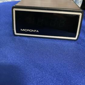 63-751 Micronta Vintage Digital Alarm Clock. Works Great