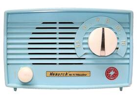 Re-5-1 Monarch Pretty Baby Blue Vintage 5 Tube Radio Tested Works - Read Description
