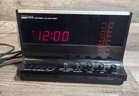 13239 Montgomery Ward Vtg-montgomery Airline Electronic Led Alarm Clock Radio Tested-