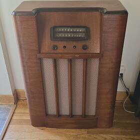 Montgomery Ward 17a80 Airline Wood Console Tube Radio Air Wave Loop Wg8c