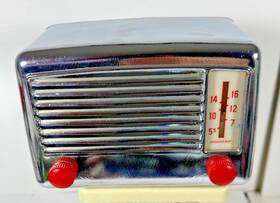 94-kr-1520-b Montgomery Ward Wards Airline Tube Radio Mini Chrome Powers Up Humms