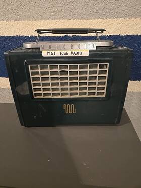 21830 Motorola Vintage Radio Tube 1951 Works
