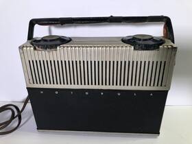 52b1u Motorola Vintage Portable Radio In Working Condition Ac/battery