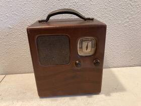 52l1 Motorola Rare Vintage - 1939 Portable Am Radio 41 D-1 Untested 52l1 Motorola Rare Vintage - 1939 Portable Am Radio 41 D-1 Untested
