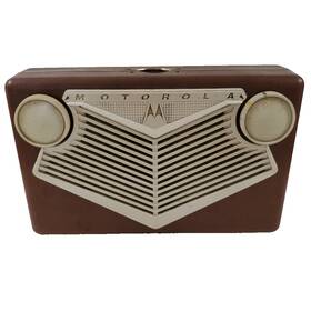 56b1 Motorola Vtg Model Am Portable Tube Radio Golden Voice Parts Only