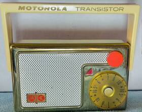 56t1 Motorola Museum Condition 1955/1956 Transistor Radio - Tested Working