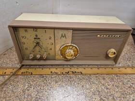5c25nw Motorola Clock Radio Vintage 5c25nw Motorola Clock Radio Vintage