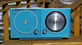 A23b Motorola Vintage Mid Century Aqua Blue Am Radio Model A23 B