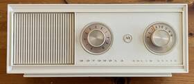 Xt11fh Motorola Vintage Mid Century Mcm Ivory 1960s Model Solid State Am