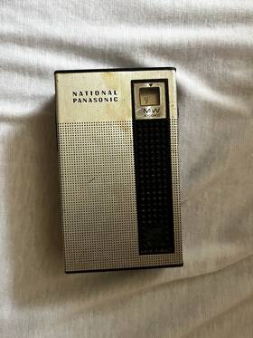 R-1031 National Panasonic Vintage Transistor Radio Model Pocket Portable