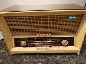 B5x88a Norelco Vintage Tube Radio B5x88a/05 Ferrocepter Multi Band D-ampli Semi-working B5x88a Norelco Vintage Tube Radio B5x88a/05 Ferrocepter Multi Band D-ampli Semi-working
