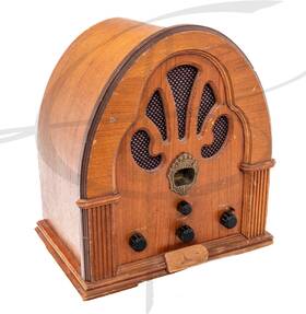 Bd-117 Norman Rockwell Modern Tombstone Wood Case Radio Cassette Working