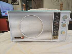 Olympic Afm-20 Turquoise Blue And White 1963 Model Tube Am Fm Radio Works Vtg