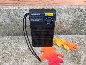 R-1007 Panasonic 75676 Vintage Model Am Portable Pocket Radio Black
