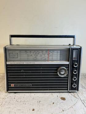 R-2500 Panasonic Vintage Multi 5 Band Radio Am/fm/mb/vhf/weather 1960s Rare