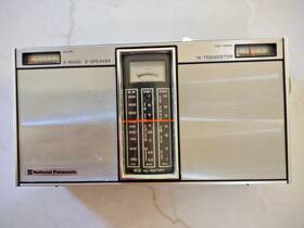 R-358b Panasonic National 14 Transistor 3 Band 2 Speaker Radio - Works