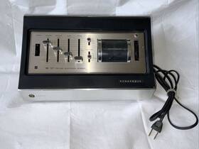 Re-7430 Panasonic Rare Vintage Wedge Fm/am Multiplex Stereo Table Radio - 1971