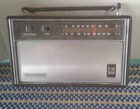 Rf-608 Panasonic Am-fm Portable Radio Model Rf-608. Used Clean No Damage Working