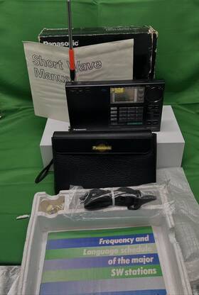 Rf-b60l Panasonic Rf-b60 All Band Receiver Radio With Original Packaging Fm Lw Mw Sw