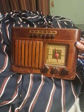 Philco 40-125 Vintage 1940s Police Radio Model