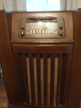 47-1230fm Philco Vintage 1947 Console Radio / Phonograph