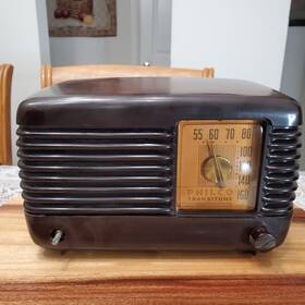 49-500 Philco Vintage 1949 Transitone Radio Model Hums / Parts Or Repair