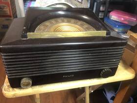 51-390 Philco Vintage Model Bakelite Tube Radio