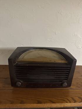 52-942 Philco 1951 Tube Radio Bakelite Case Analog Tuning Vintage Vacuum Tubes Junk