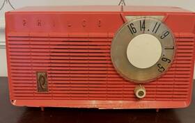 E814-124 Philco Vintage 1958 Am/fm Vacuum Tube Radio Mod. Salmon Pink Rare Works