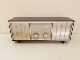 F-226 Philco Vintage Twin Speaker Vacuum Tube Am Radio Works Nice