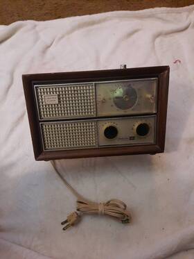 F-242 Philco Rare Vtg Ford Alarm Clock Radio Model Number Works