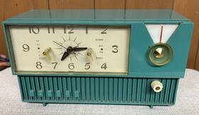 F-758-124 Philco Vintage 1958 Clock Radio Seafoam Green Working See Pics/read Description