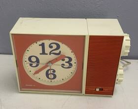 R-350 Philco Vintage Ford Motors Alarm Clock Radio Model Taiwan - Need Repaired