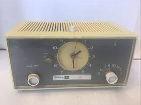 T792wh Philco Vintage Philco-ford Solid State Radio/clock Model No Taiwan